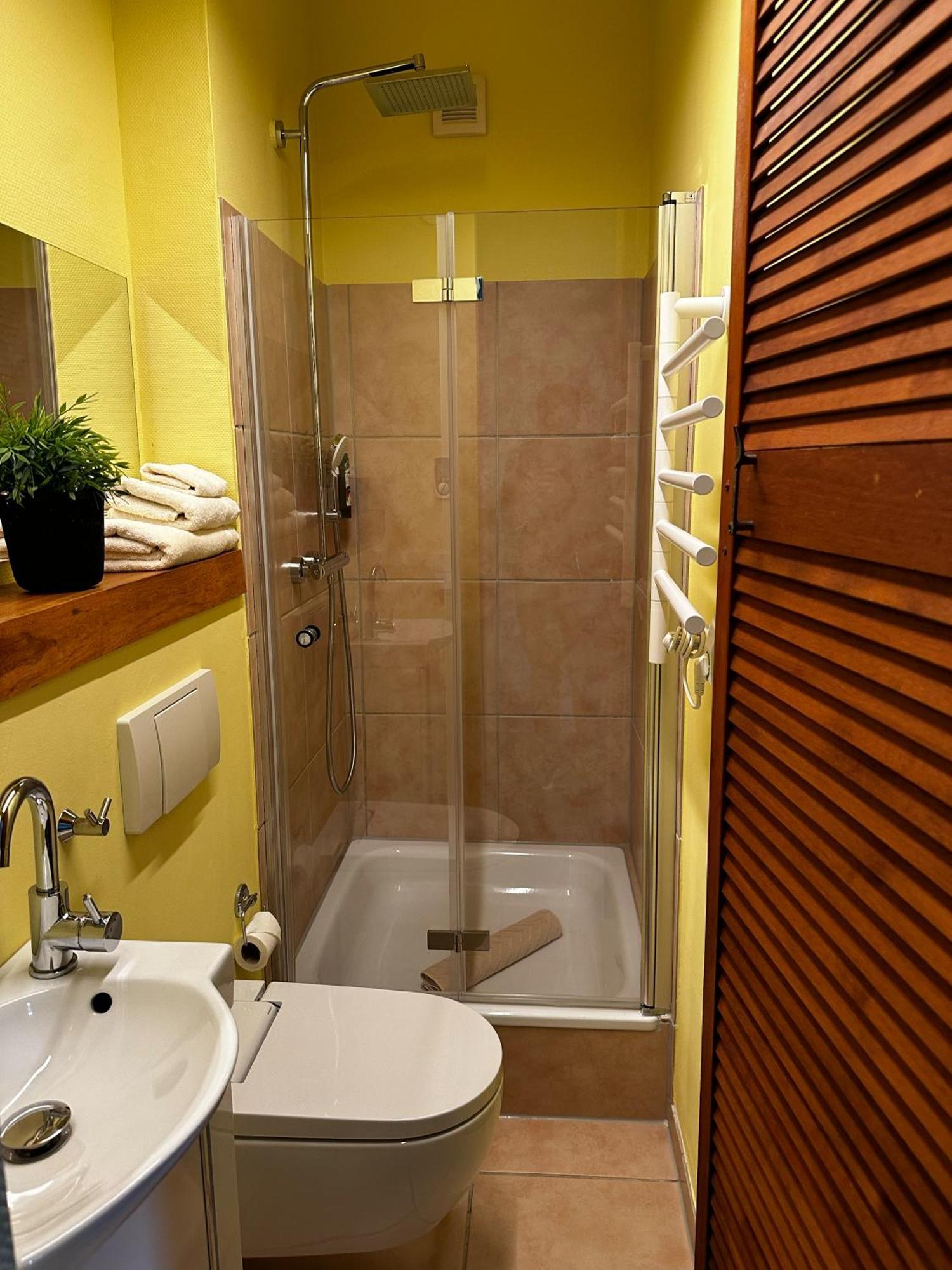 Apartelliment - Smart Uebernachten In Koeln Kültér fotó